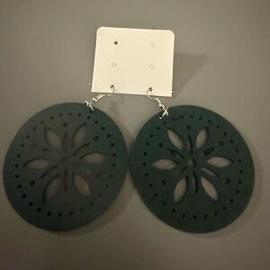 Elegant Black Floral Earrings
